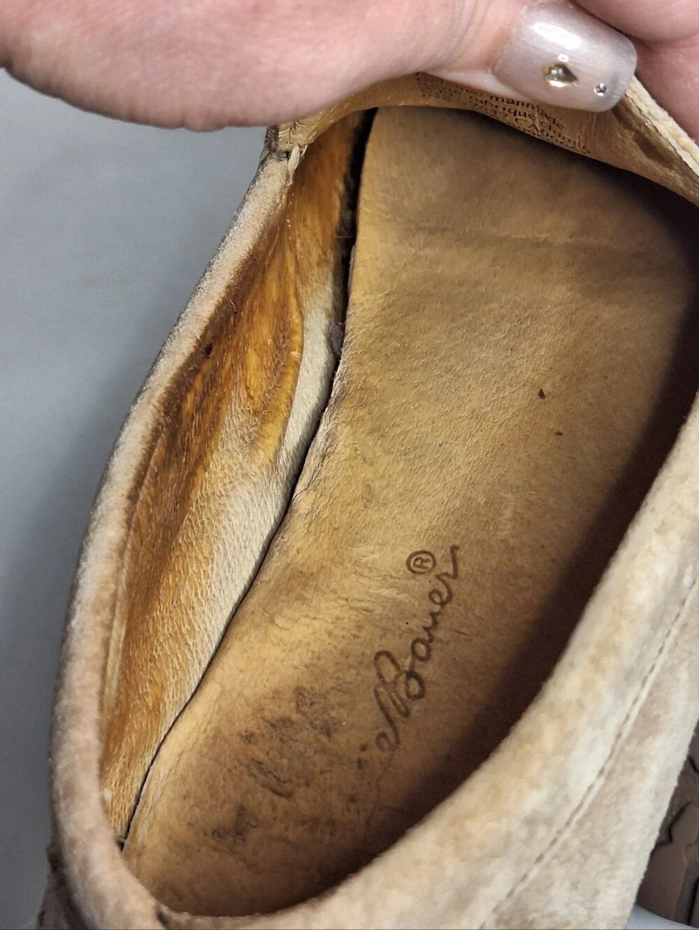 Vintage Eddie Bauer Wmns 7.5W Sand Suede Leather Driving Loafers Slip On Comfort